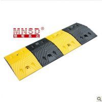 守护道路安全的重要防线 MNSD350人字形橡胶减速带